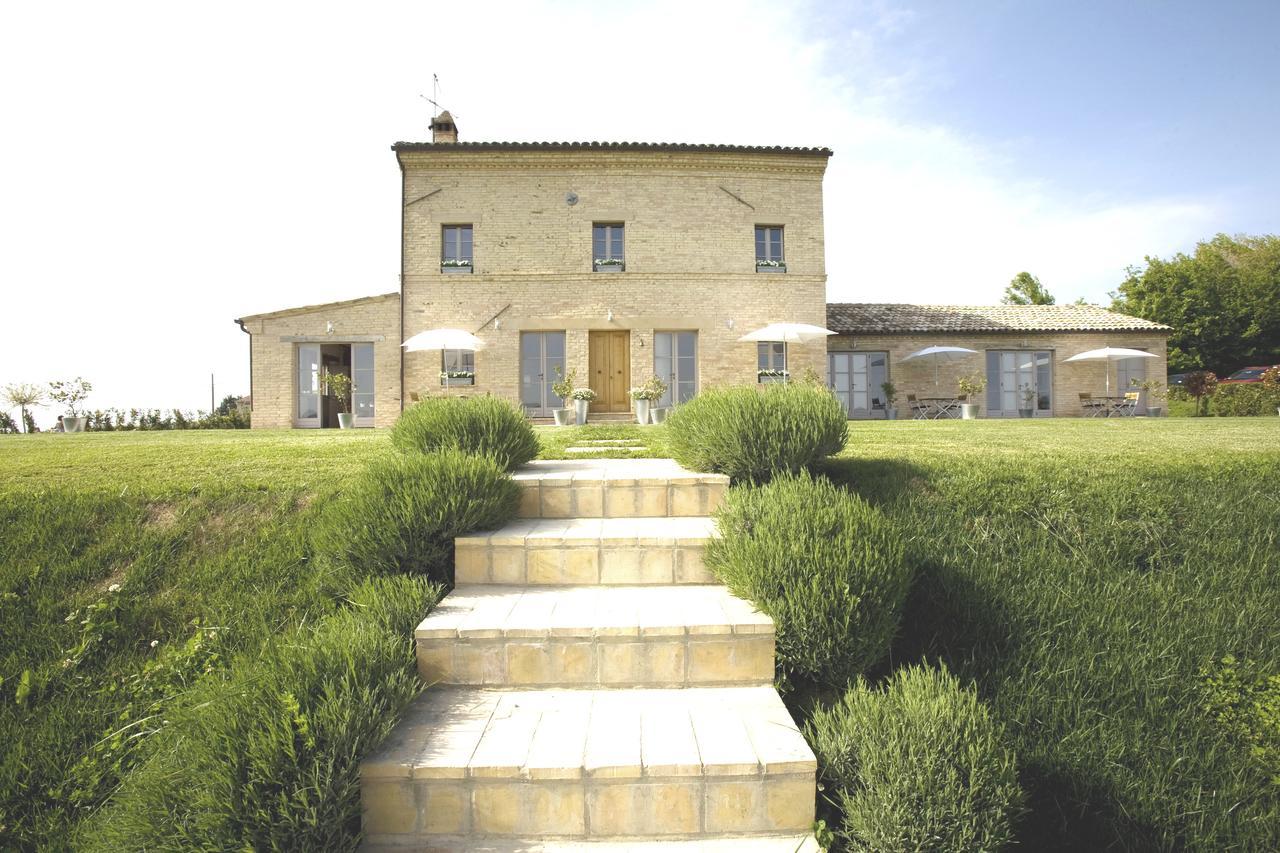 Casa San Ruffino Bed & Breakfast Montegiorgio Екстериор снимка