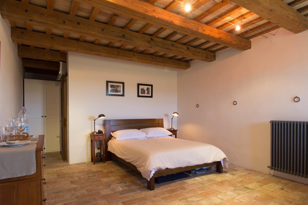 Casa San Ruffino Bed & Breakfast Montegiorgio Екстериор снимка